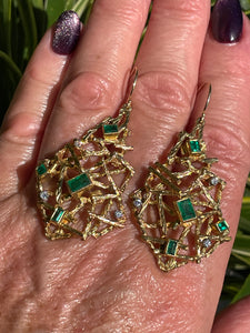 Vintage Emeralds and Diamonds 18K Yellow Gold Platinum Handmade Earrings