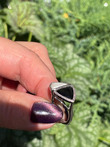 ANTIQUE VINTAGE ART DECO BLACK and WHITE ONYX RING in PLATINUM