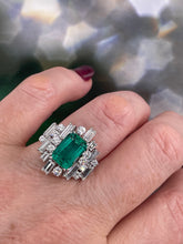 Load image into Gallery viewer, Vintage AGL 5.75cts Insignificant Colombian Green Emerald Diamond 14KW Gold Ring