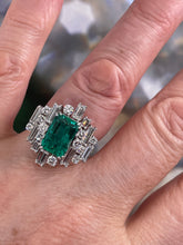 Load image into Gallery viewer, Vintage AGL 5.75cts Insignificant Colombian Green Emerald Diamond 14KW Gold Ring