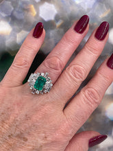 Load image into Gallery viewer, Vintage AGL 5.75cts Insignificant Colombian Green Emerald Diamond 14KW Gold Ring