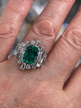 Load image into Gallery viewer, Vintage AGL 5.75cts Insignificant Colombian Green Emerald Diamond 14KW Gold Ring