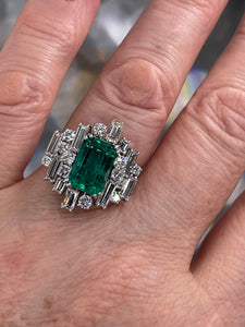 Vintage AGL 5.75cts Insignificant Colombian Green Emerald Diamond 14KW Gold Ring