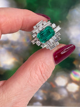 Load image into Gallery viewer, Vintage AGL 5.75cts Insignificant Colombian Green Emerald Diamond 14KW Gold Ring