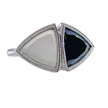 Load image into Gallery viewer, ANTIQUE VINTAGE ART DECO BLACK and WHITE ONYX RING in PLATINUM