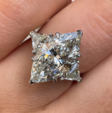 Load image into Gallery viewer, RESERVED... GIA 5.13ct Estate Vintage Marquise Diamond 3 Stone Engagement Wedding Platinum Ring