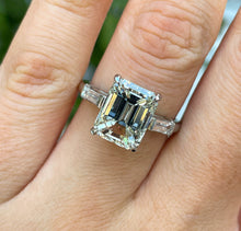 Load image into Gallery viewer, GIA 4.50ct Estate Vintage Emerald cut Diamond Engagement Wedding Platinum Ring