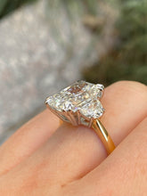 Load image into Gallery viewer, GIA 5.79ct Estate Vintage Radiant Diamond Three-stone Engagement Wedding Ring Plat/18k YG