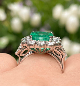 GIA 6.0ct Vintage Colombian Green Emerald Diamond Cluster Engagement Wedding 18k White Gold Ring