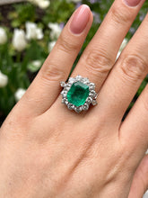 Load image into Gallery viewer, GIA 6.0ct Vintage Colombian Green Emerald Diamond Cluster Engagement Wedding 18k White Gold Ring