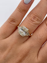 Load image into Gallery viewer, GIA 3.57ct Estate Vintage Radiant Diamond Engagement Wedding 18k Yellow Gold Ring 