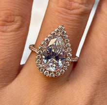 Load image into Gallery viewer, GIA 4.02ct Estate Vintage Pear Diamond Engagement Wedding 18k Rose Gold Ring 