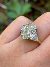 Load image into Gallery viewer, GIA 5.01ct Estate Vintage Oval Diamond 3 Stone Engagement Wedding Platinum/18k Yellow Gold Ring