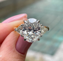 Load image into Gallery viewer, GIA Shy 5ct Estate Vintage Oval Diamond Engagement Wedding 18k YG Platinum Ring