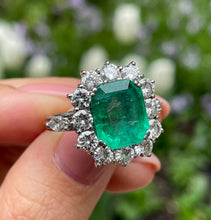 Load image into Gallery viewer, GIA 6.0ct Vintage Colombian Green Emerald Diamond Cluster Engagement Wedding 18k White Gold Ring