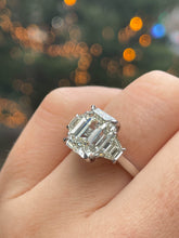 Load image into Gallery viewer, GIA Shy 5.0ct Estate Vintage Emerald Diamond Three Stone Engagement Wedding Platinum Ring