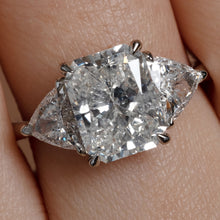 Load image into Gallery viewer, GIA 4.01CT Estate Vintage Radiant Diamond 3 Stone Engagement Wedding Platinum Ring