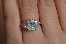 Load image into Gallery viewer, GIA 4.01CT Estate Vintage Radiant Diamond 3 Stone Engagement Wedding Platinum Ring